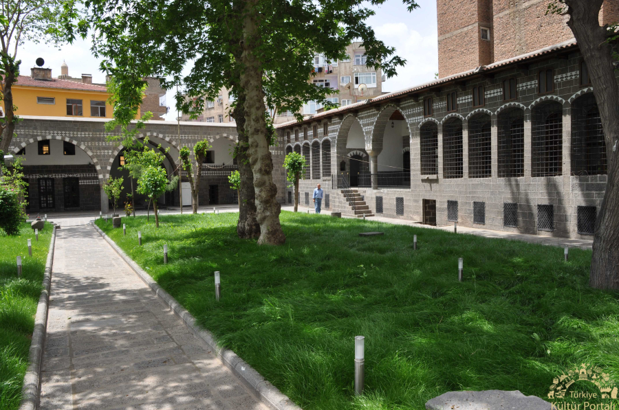 İskender Paşa Konağı