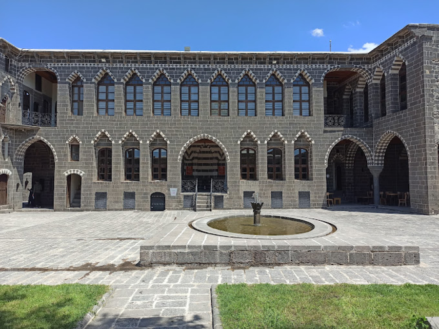 Diyarbakır'ın Tarihi ve Turistik Yerlerinden Bazıları